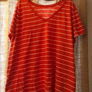 AVA & VIV V neck t shirt